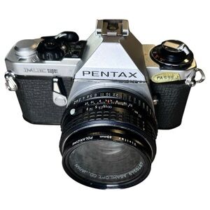 PENTAX ME SLR 35mm Film Camera w/ SMC PENTAX-M 50mm 1:2 Lens Japan